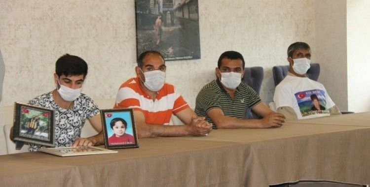 HDP önündeki aileler, tam kapanma nedeniyle oturma eylemlerine kaldıkları otelde devam etti