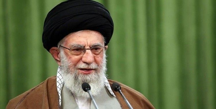 İran lideri Hamaney, Zarif'i 'ABD'nin sözlerini tekrarlamakla' suçladı