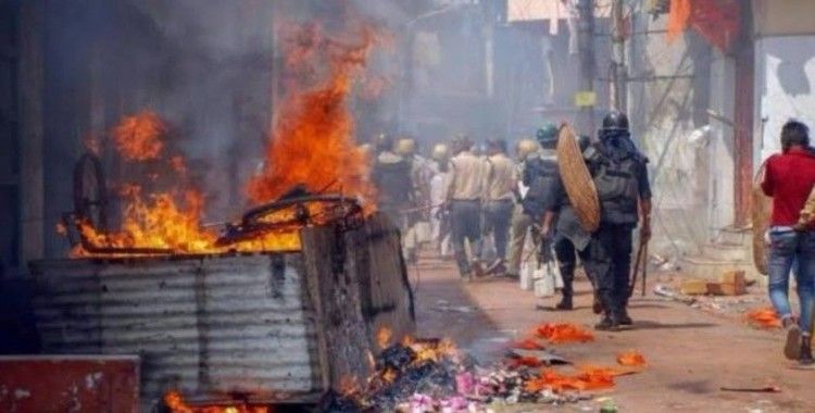 Hindistan'ın Batı Bengal eyaletinde seçim sonrası çatışma: 12 ölü