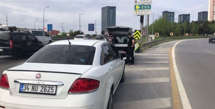 İstanbul’da trafikte tehlike saçan 10 sürücüye 17 bin 508 TL ceza