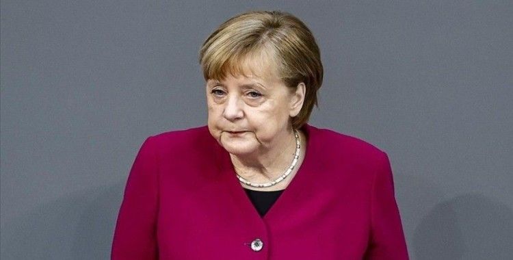 Almanya Başbakanı Merkel: Sanayileşmiş ülkeler salgına rağmen iklim değişikliği ile mücadeleye devam etmeli