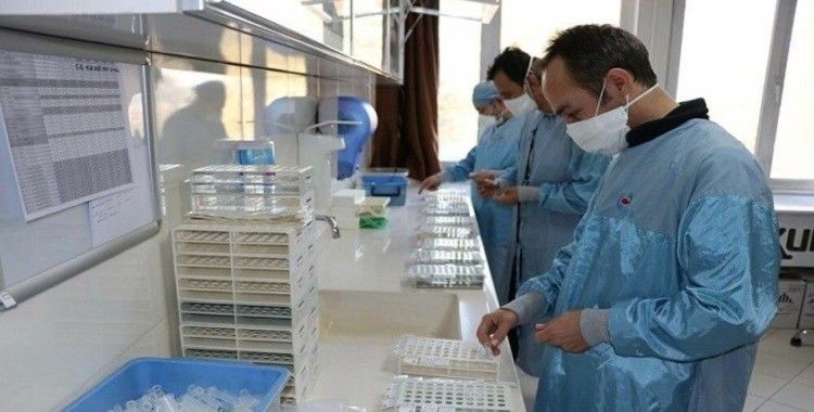 Prof. Dr. Kurugöl'den 'Türk aşısı hatırlatma dozu olarak yapılabilir mi?' sorusuna yanıt