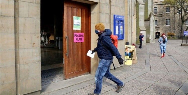 İskoçya'daki parlamento seçimlerini bağımsızlık yanlıları önde götürüyor