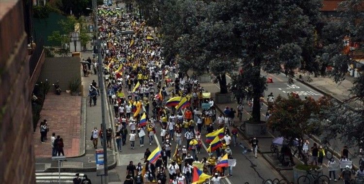 Kolombiya'da hükümet karşıtı protestolarda ölü sayısı 42'ye yükseldi