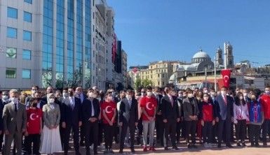 Taksim Meydanı’nda 19 Mayıs töreni