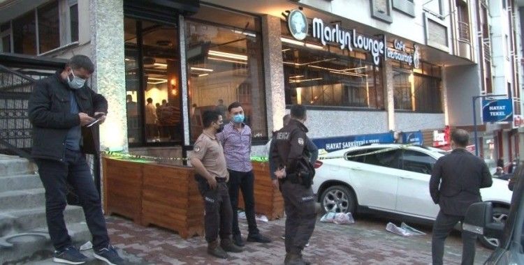 Eyüpsultan'da kafeteryaya silahlı saldırı: 1 ölü, 2 yaralı