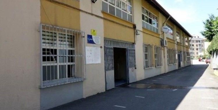 Trabzon'da okul bahçesinde kadın cinayeti