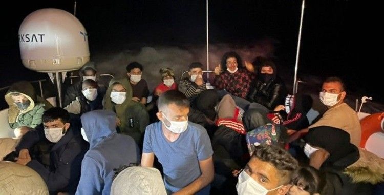 Bodrum’da 30 göçmen kurtarıldı