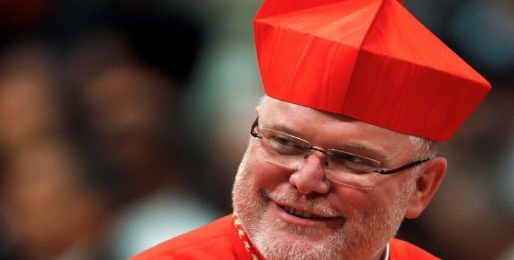 Papa, Münih Başpiskoposu'nun cinsel tacizle mücadele reformu yapılmamasını protesto için verdiği istifayı reddetti