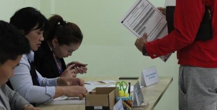 Moğolistan'da cumhurbaşkanı seçiminin kesin olmayan sonucu açıklandı