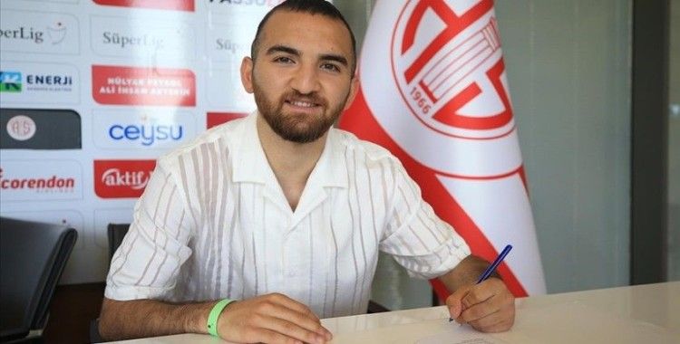 Antalyaspor, ümit milli futbolcu Erkan Eyibil'i transfer etti