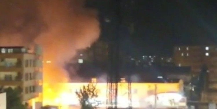 Diyarbakır’da düğün sonrası atılan hava fişekler yangına neden oldu