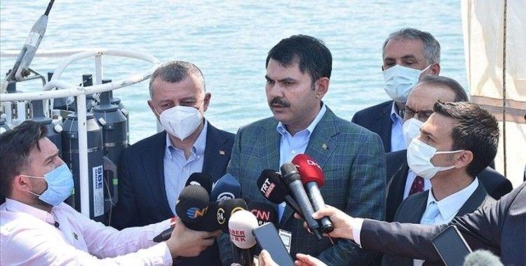 Bakan Kurum: Marmara Denizi'mizde müsilaj temizliğine aralıksız devam ediyoruz