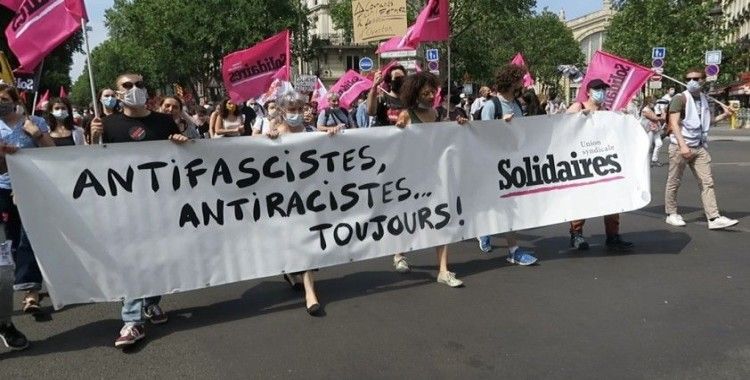 Fransa’da aşırı sağ karşıtı "özgürlük yürüyüşü"