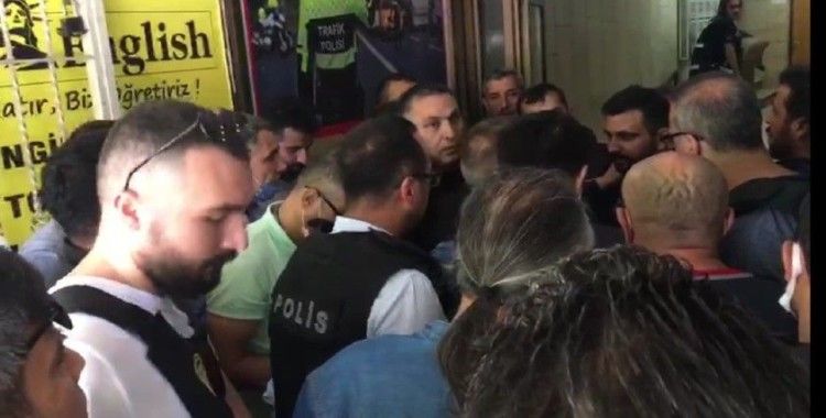 HDP saldırganı ile polisin ilk diyaloğu: 'Kimseyi vurmadım, bir kişiye ateş ettim'