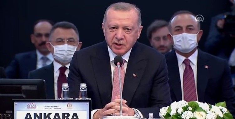 Erdoğan: Türkiye'nin tam üye olarak yer almadığı bir AB'nin çekim ve güç merkezi olması mümkün değildir