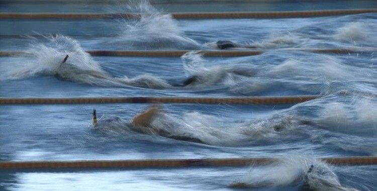 Paletli yüzmede Kaan Kahraman, dünya şampiyonu oldu