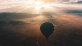 3 bin yıllık vadide sıcak hava balonları uçmaya başladı