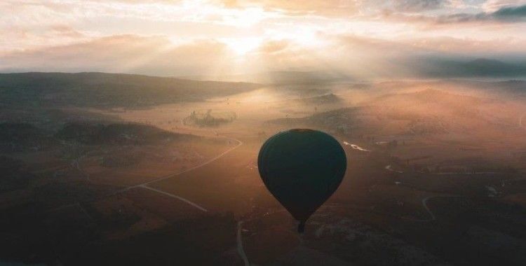 3 bin yıllık vadide sıcak hava balonları uçmaya başladı