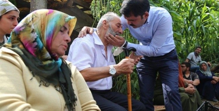 Selde kaybolan Batuhan Delihasan’ın ailesini Bakan Murat Kurum teselli etti