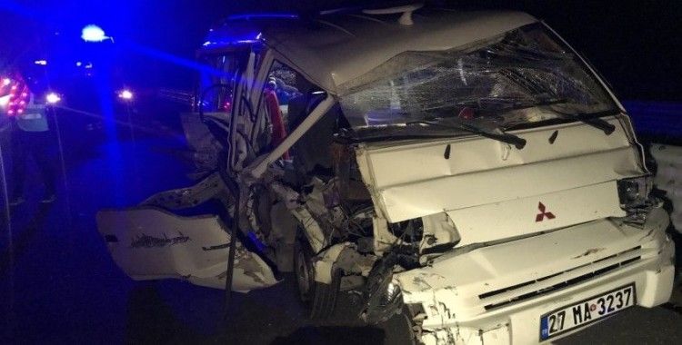 Kuzey Marmara Otoyolu’nda zincirleme kaza: 2’si çocuk 5 yaralı