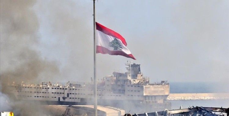 Beyrut Limanı'ndaki patlamada ölenlerin yakınları 'milletvekili dokunulmazlığının kaldırılmasını' istiyor