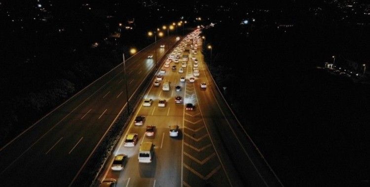 Kurban Bayramı dönüşü TEM Otoyolu’nda trafik yoğunluğu