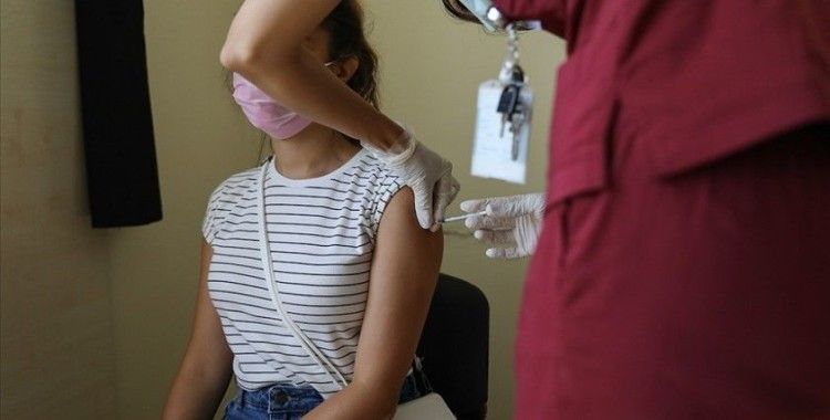 Tatilcilere bulundukları şehirlerde Kovid-19 aşısı olmaları önerisi
