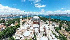 Ayasofya-i Kebir Cami-i Şerifi'nin ibadete açılmasının üzerinden bir yıl geçti