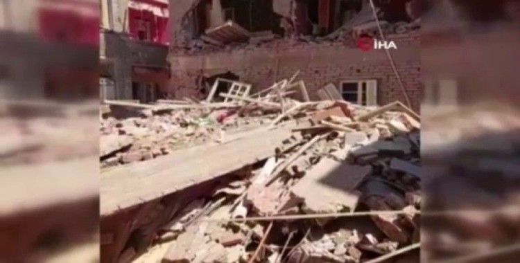 Mısır’da 6 katlı bina çöktü: 2 ölü