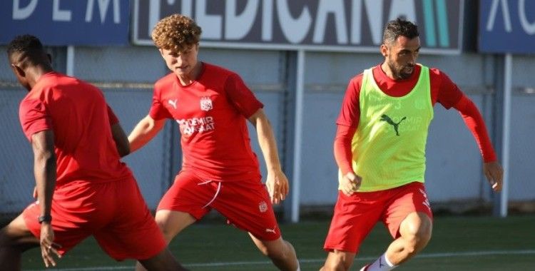 Sivasspor, Petrocub maçının taktiğini çalıştı