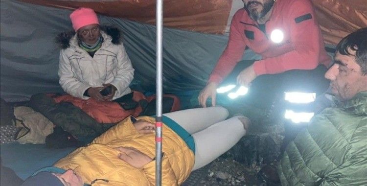 Kaçkar Dağları'nda düşerek yaralanan Ukraynalı 2 dağcı kurtarıldı
