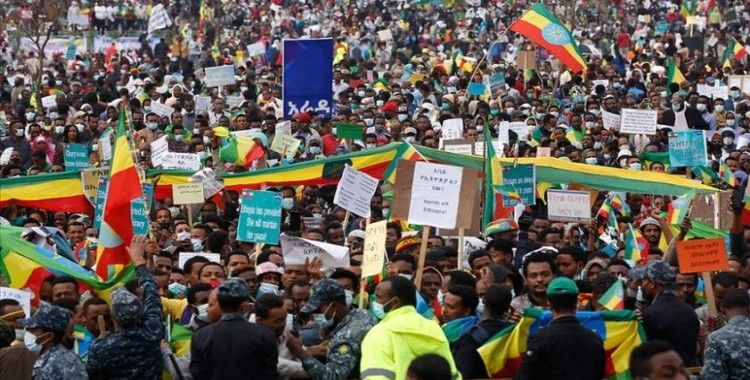 Etiyopya'da isyancıların Afar'a saldırılarının ardından yaklaşık 100 bin kişi yerinden oldu