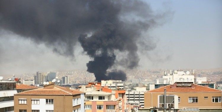 Ankara’da bir hastane inşaatınında yangın çıktı