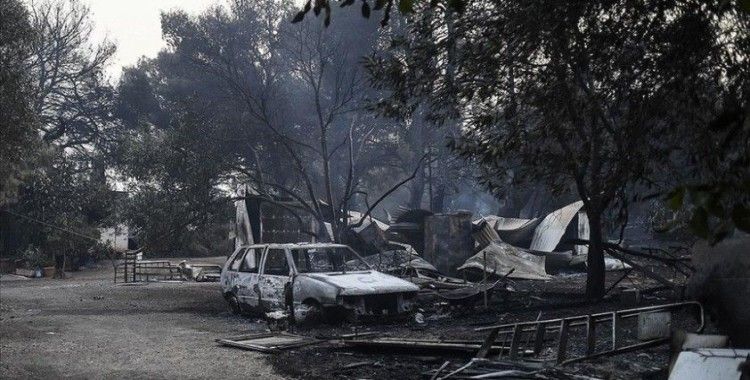 Yangınlarla boğuşan İtalya, Yunanistan, Arnavutluk ve Kuzey Makedonya da AB'den yangın söndürme desteği alıyor