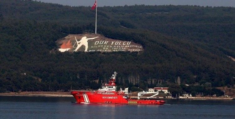 Yangın bölgelerine destek için yola çıkan Nene Hatun Acil Durum Müdahale Gemisi Çanakkale Boğazı'na ulaştı