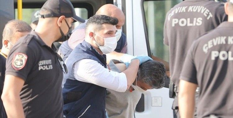 Konya'da 7 kişinin öldürülmesiyle ilgili yakalanan katil zanlısı Mehmet Altun adliyeye sevk edildi