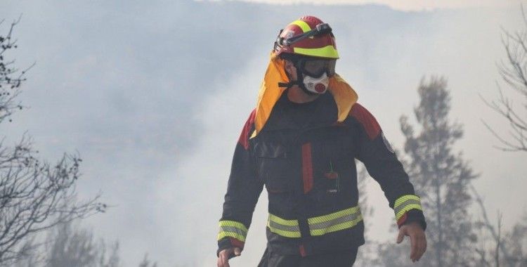 Mora Yarımadası’ndaki yangınlar devam ediyor