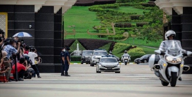 Malezya'da Kral'ın bugün yeni başbakanı ataması bekleniyor