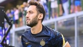 Hakan Çalhanoğlu, Inter'in sezonu galibiyetle açmasında başrol oynadı