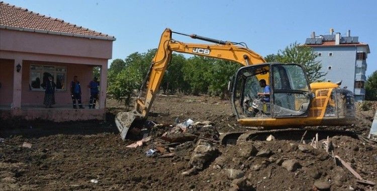 Kastamonu'da sele kapılan 13 yaşındaki Rabia Aydemir 14 gündür aranıyor