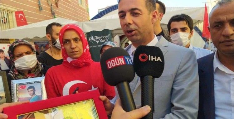 MHP Diyarbakır İl Başkanı Kayaalp, evlat nöbetindeki ailelerle buluştu