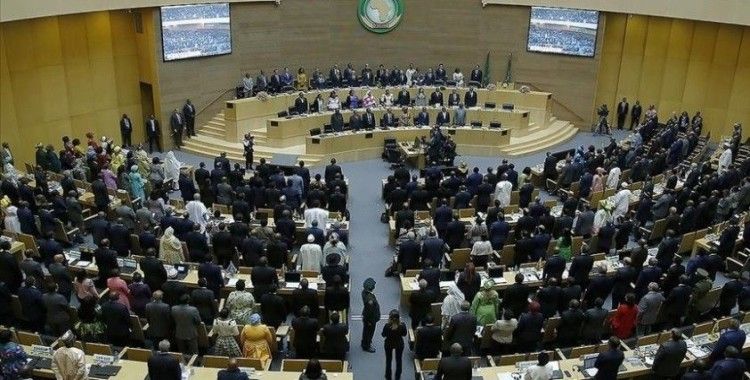 Afrika Birliği ve ECOWAS'tan Gine'deki darbeye kınama