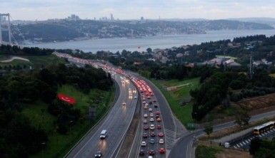 Okullar açıldı, İstanbul trafiğinde yoğunluk başladı