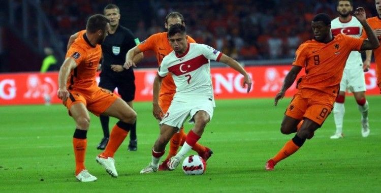 2022 FIFA Dünya Kupası Elemeleri: Hollanda: 3 - Türkiye: 0 (İlk yarı)