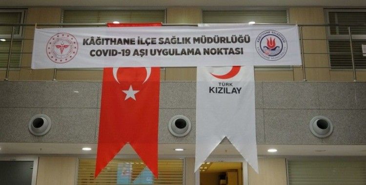 İstanbul Adalet Sarayı’nda randevusuz aşı uygulaması başladı