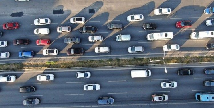 İstanbul’da trafik mesaisi başladı, yoğunluk yüzde 65‘i gördü