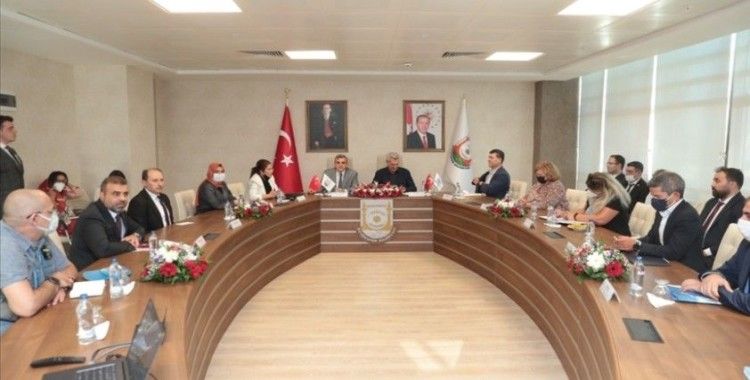 BM Mülteciler Yüksek Komiseri Grandi, Şanlıurfa Büyükşehir Belediyesini ziyaret etti
