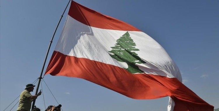 Ekonomik krizle boğuşan Lübnan'da 13 ay sonra kurulan yeni hükümeti zorlu bir süreç bekliyor