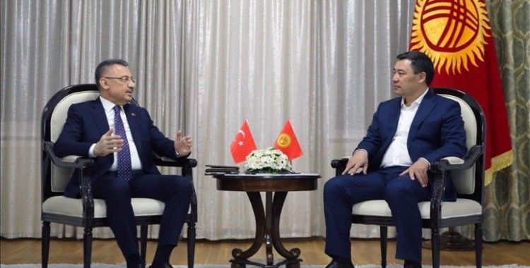 Cumhurbaşkanı Yardımcısı Oktay, Kırgızistan Cumhurbaşkanı Caparov ile bir araya geldi